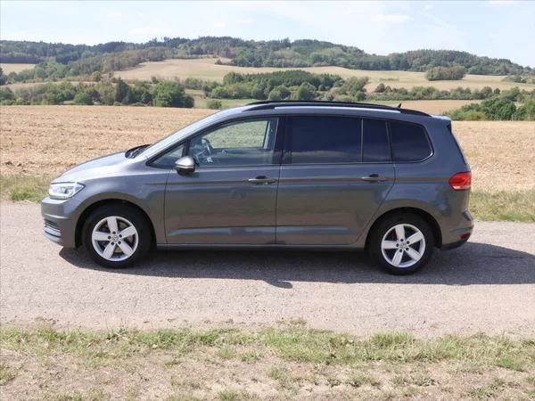 Volkswagen Touran 2,0 TDI 110kW DSG LED - foto 34