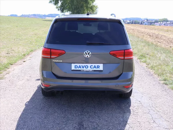 Volkswagen Touran 2,0 TDI 110kW DSG LED - foto 35