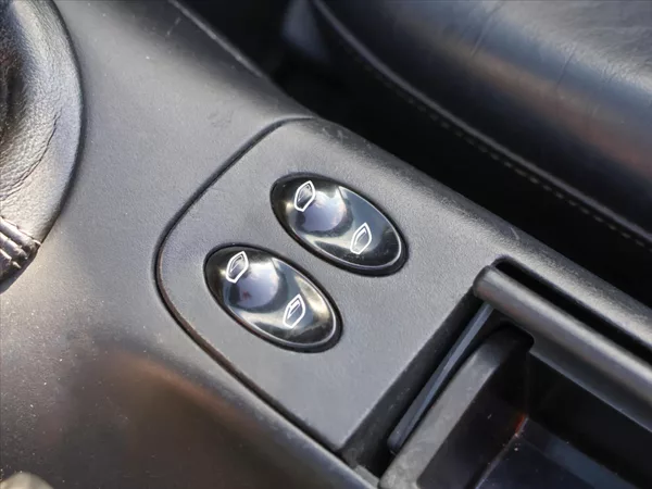 Porsche Boxster 2,7 986 2.7i 162kW Xenon - foto 23