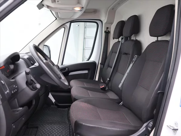 Peugeot Boxer 2,2 HDI 103 KW L3H2 DPH CZ 1.M - foto 11
