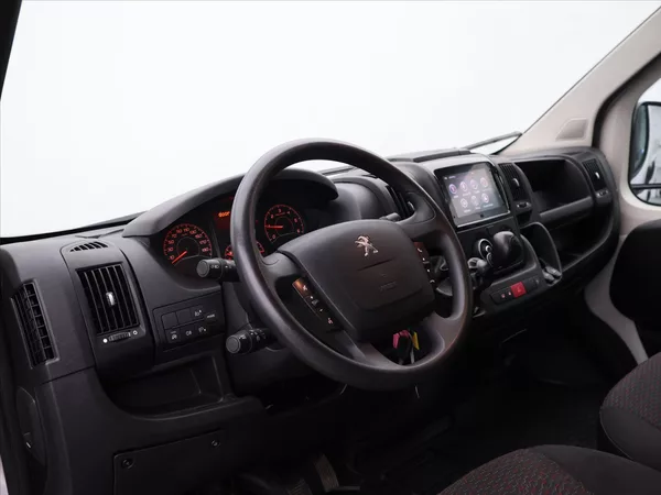 Peugeot Boxer 2,2 HDI 103 KW L3H2 DPH CZ 1.M - foto 24