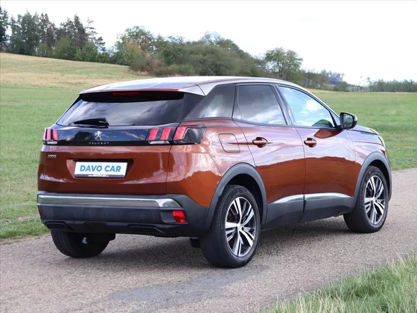 Peugeot 3008 1,5 Blue HDi 96kW Allure CZ - foto 31