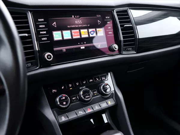 Škoda Kodiaq 2,0 TDI 140kW DSG 4x4 CZ Style - foto 12