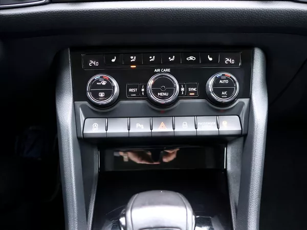 Škoda Kodiaq 2,0 TDI 140kW DSG 4x4 CZ Style - foto 14