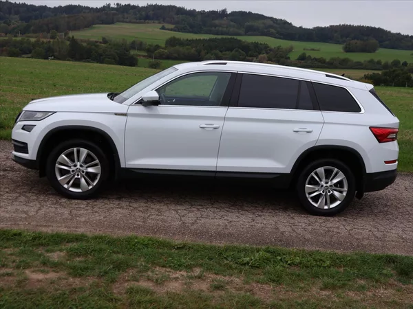 Škoda Kodiaq 2,0 TDI 140kW DSG 4x4 CZ Style - foto 33