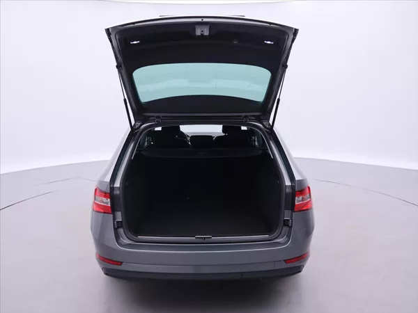 Škoda Superb 2,0 TDI 110kW DSG CZ 1.Maj DPH - foto 9