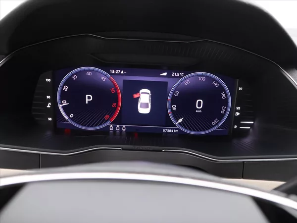 Škoda Superb 2,0 TDI DSG 4x4 CZ Style DPH - foto 17