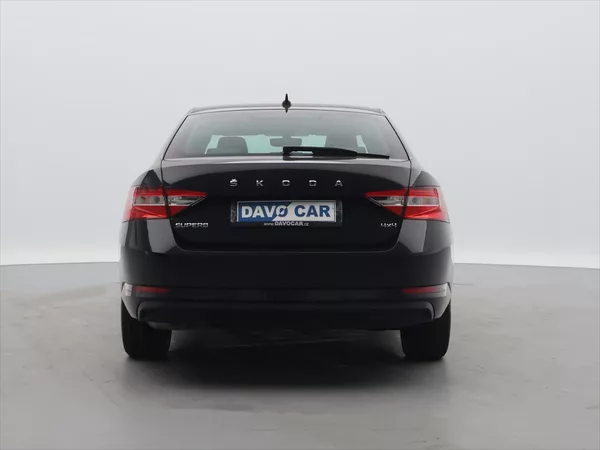 Škoda Superb 2,0 TDI DSG 4x4 CZ Style DPH - foto 6