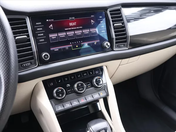 Škoda Kodiaq 2,0 TSI DSG Style 4x4 1Maj DPH - foto 10