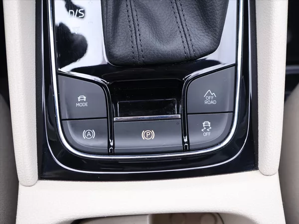 Škoda Kodiaq 2,0 TSI DSG Style 4x4 1Maj DPH - foto 12