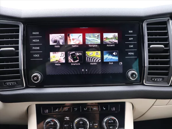 Škoda Kodiaq 2,0 TSI 4x4 DSG Style Plus DPH - foto 19