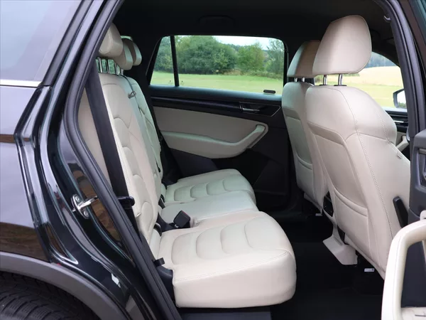 Škoda Kodiaq 2,0 TSI DSG Style 4x4 1Maj DPH - foto 5