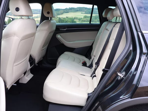 Škoda Kodiaq 2,0 TSI DSG Style 4x4 1Maj DPH - foto 6
