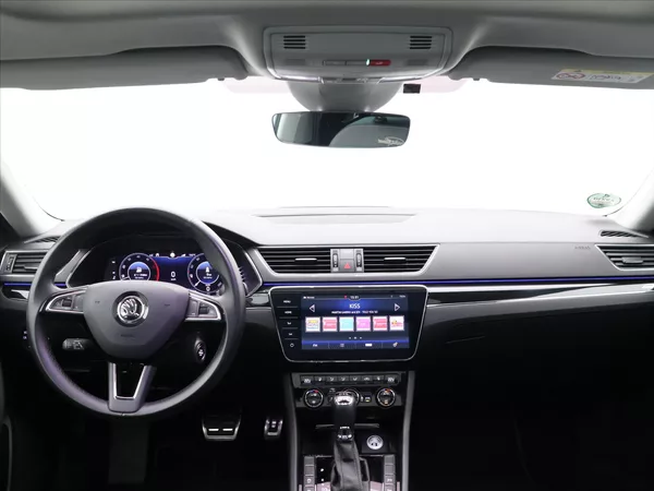 Škoda Superb 2,0 TDi 140kW 4x4 L&K DSG CZ - foto 29