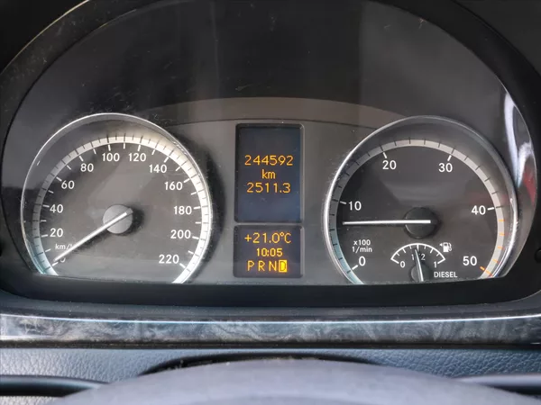 Mercedes-Benz Viano 3,0 CDI 165kW Aut. 6-Míst Tažn - foto 10