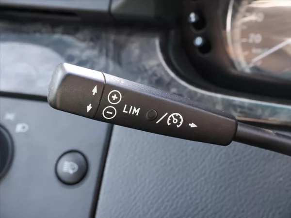Mercedes-Benz Viano 3,0 CDI 165kW Aut. 6-Míst Tažn - foto 12