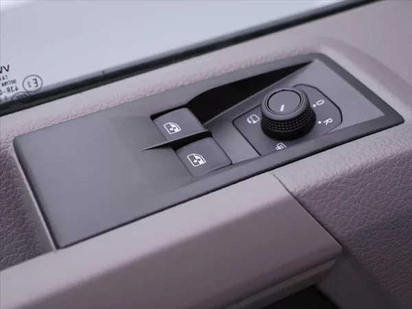 Volkswagen Crafter 2,0 TDI 35 Aut DR CZ DPH Tažné - foto 13