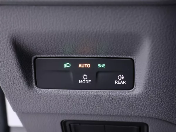 Volkswagen Crafter 2,0 TDI 35 Aut DR CZ DPH Tažné - foto 14