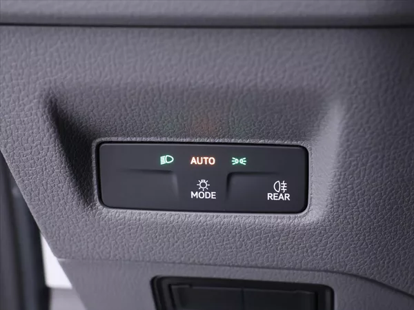 Volkswagen Crafter 2,0 TDI 35 Automat L5H2 Tažné - foto 14