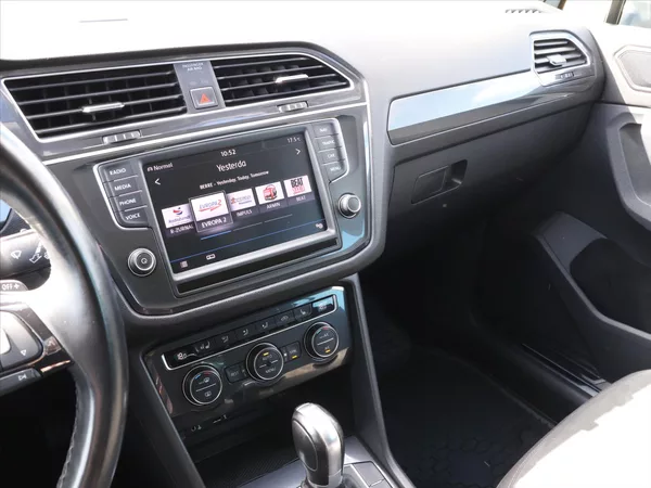Volkswagen Tiguan 2,0 TDI 110kW DSG 4M Highline - foto 19