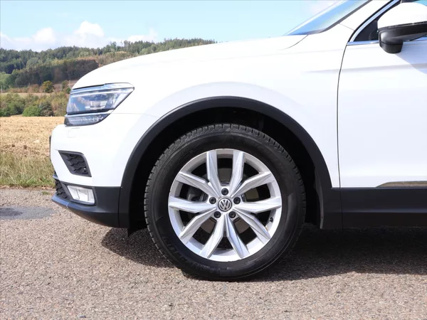 Volkswagen Tiguan 2,0 TDI 110kW DSG 4M Highline - foto 26