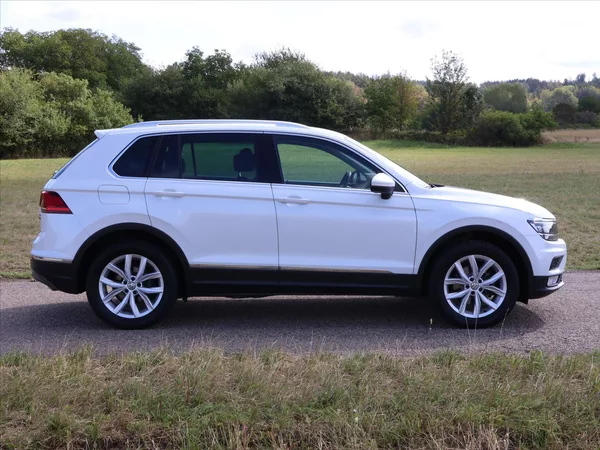 Volkswagen Tiguan 2,0 TDI 110kW DSG 4M Highline - foto 8