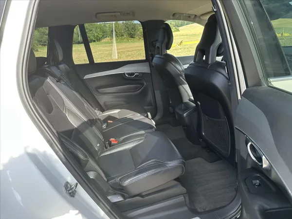 Volvo XC90 2,0 D 165 kW Inscription CZ - foto 12