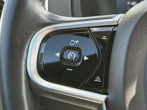 Volvo XC90 2,0 D 165 kW Inscription CZ - foto 17