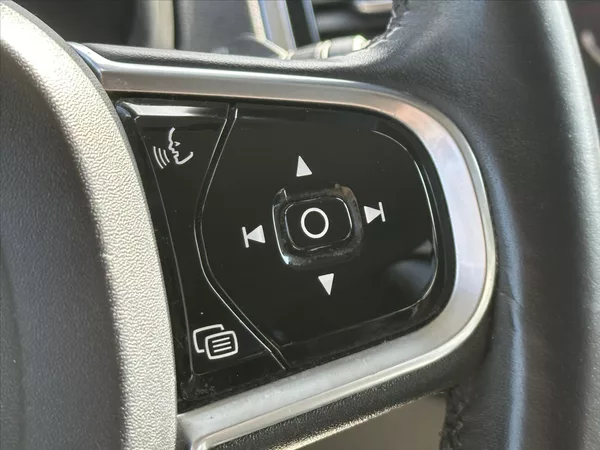Volvo XC90 2,0 D 165 kW Inscription CZ - foto 18