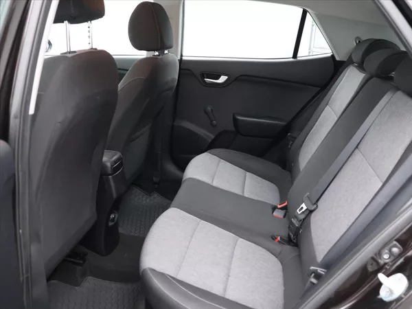 Kia Stonic 1,3 CVVT 61kW CZ Comfort - foto 14