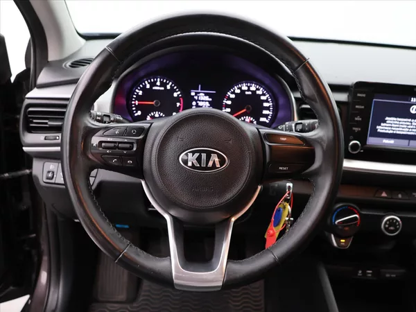 Kia Stonic 1,3 CVVT 61kW CZ Comfort - foto 17