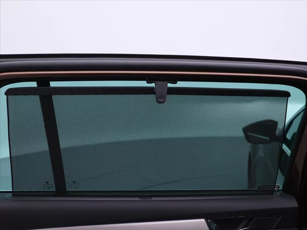 Škoda Superb 2,0 TDI 110kW L&K DSG DPH CZ - foto 26