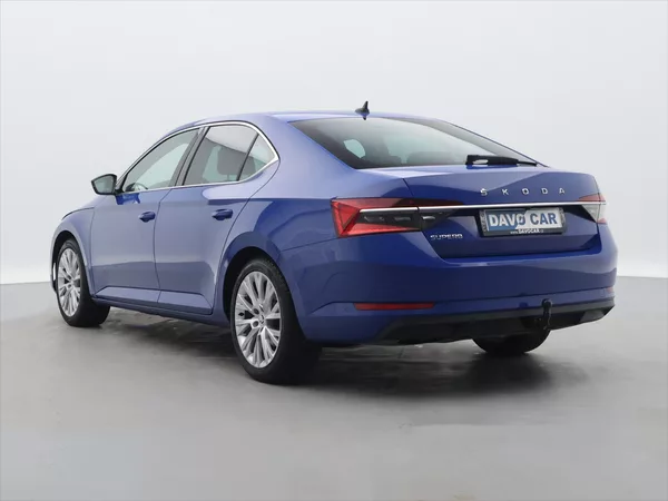 Škoda Superb 2,0 TDI Virtual Matrix Webasto - foto 5