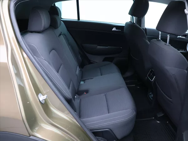 Kia Sportage 2,0 CRDI 136kW Aut. 4x4 CZ DPH - foto 12