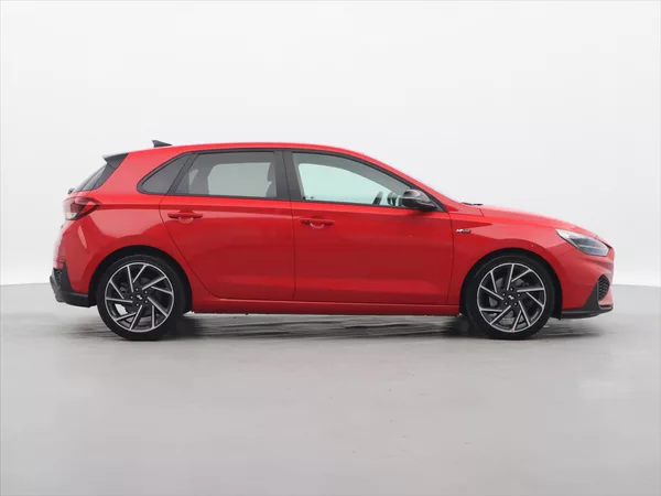 Hyundai i30 1,5 T-GDI 117kW N-Line Premium - foto 8