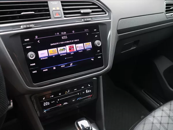 Volkswagen Tiguan 1,4 TSI PHEV 180kW R-Line CZ D - foto 24