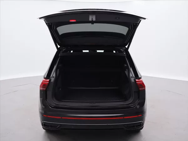 Volkswagen Tiguan 1,4 TSI PHEV 180kW R-Line CZ D - foto 9