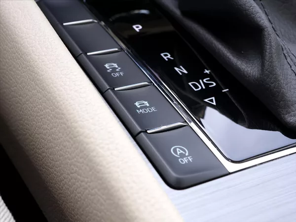Škoda Superb 2,0 TDI 147kW Style 4x4 Kůže - foto 34