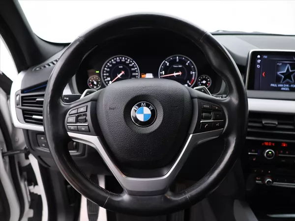 BMW X5 3,0 30d 190 kW CZ DPH xDrive - foto 18