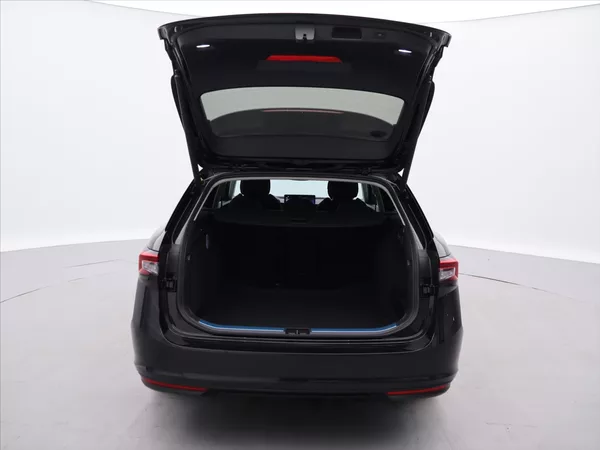 Škoda Superb 2,0 TSI 110KW SELECTION DPH - foto 9