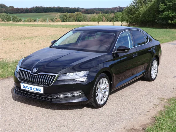 Škoda Superb 2,0 TDI 147kW Style 4x4 DSG CZ - foto 31