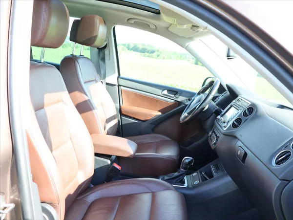 Volkswagen Tiguan 2,0 TSI DSG 4x4 Sport&Style - foto 11