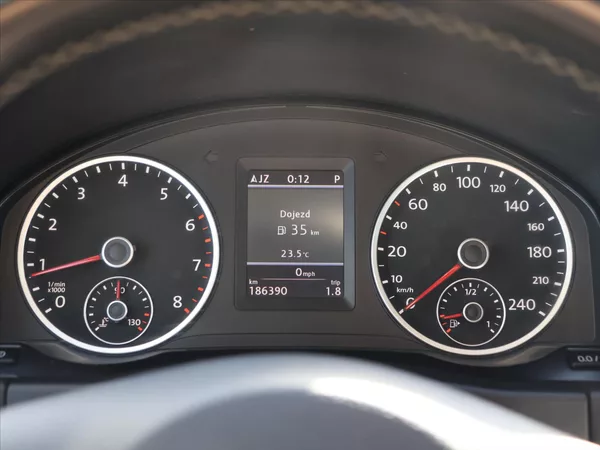 Volkswagen Tiguan 2,0 TSI DSG 4x4 Sport&Style - foto 16