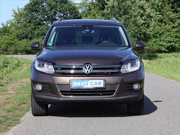 Volkswagen Tiguan 2,0 TSI DSG 4x4 Sport&Style - foto 2