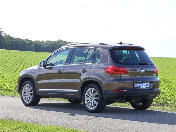 Volkswagen Tiguan 2,0 TSI DSG 4x4 Sport&Style - foto 5