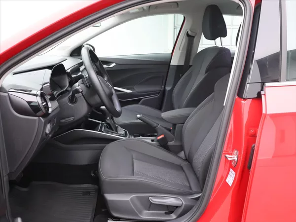 Škoda Fabia 1,5 TSI 110kW DSG Style 1.Maj - foto 10