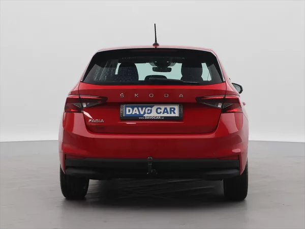 Škoda Fabia 1,5 TSI 110kW DSG Style 1.Maj - foto 6