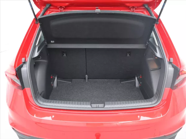 Škoda Fabia 1,5 TSI 110kW DSG Style 1.Maj - foto 9