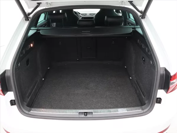 Škoda Superb 2.0 TSI 206kW DSG Sportline - foto 10