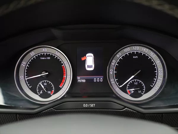 Škoda Superb 2.0 TSI 206kW DSG Sportline - foto 16
